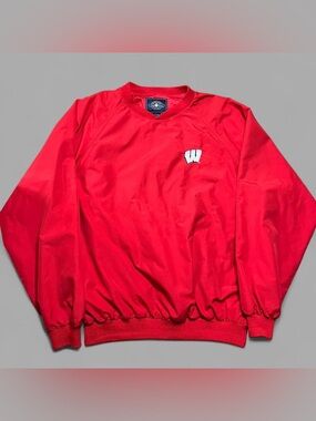 Vintage 00’s Wisconsin Badgers Embroidered Pullover Windbreaker Jacket. Size XL.